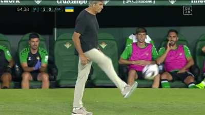 Betis manager Manuel Pellegrini's first touch