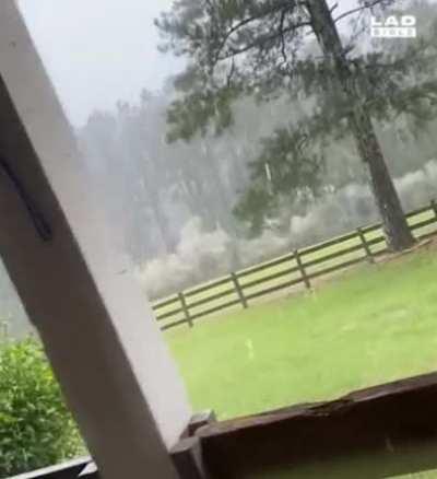 When lightning strikes an electric fence in the rain!