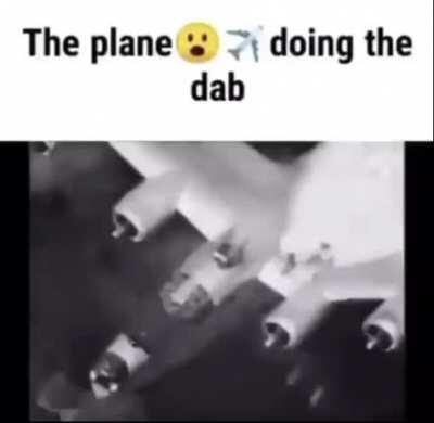 PLANE DABBING??? 😳😳😳