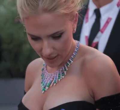 Scarlett Johansson's perfect rack