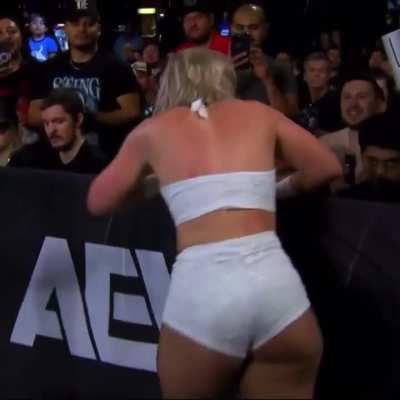 Toni Storm