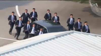 Kim Jong-un's limo security