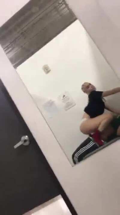 Quickie in changing room