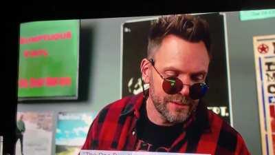 I would watch a whole show like this! Clip from “the Joel McHale show with Joel McHale” that happened clip