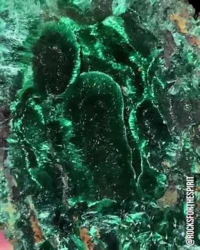 Amazing velvety malachite