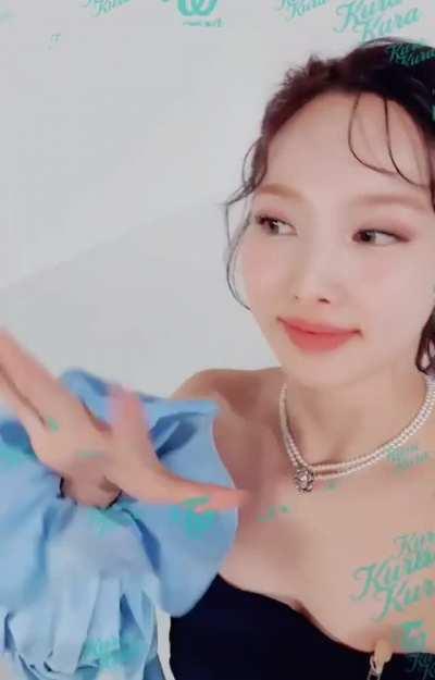 TWICE - Nayeon