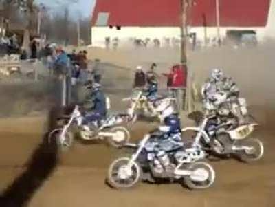 Dirt bike racing