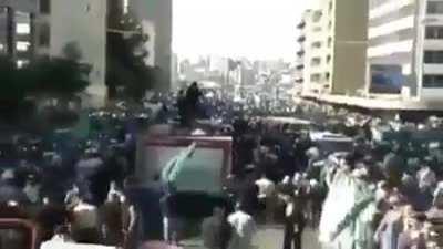 5/2/2006, 14 March/Islamic Brotherhood aligned thugs went into Ashrafiyyeh and started attacking personal property and churches. The Lebanese Forces, and Gaegae, did not attack, or act hostile to them, instead they apologized for the rioters and gave them