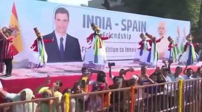 El recibimiento a Pedro Sánchez en la India 😮