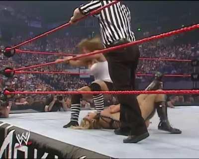 Backlash 2006: Trish v Mickie for the Women’s Championship 