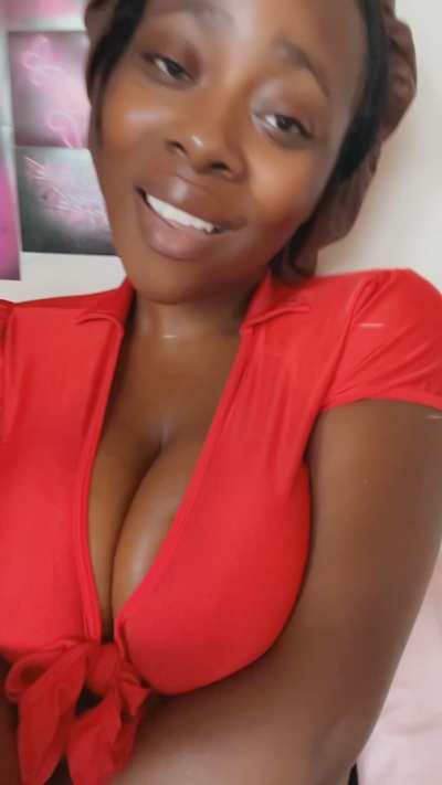 Big Tits Amateur OnlyFans Ebony Porn GIF by thisismaeb