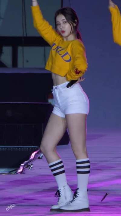 Momoland - Nancy