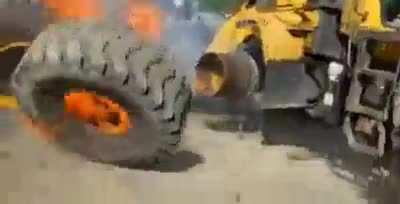 WCGW to quickly remove a tire.