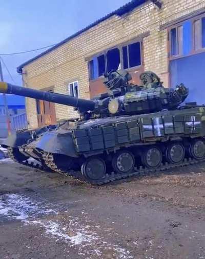 T-64BV making quite the entrance!