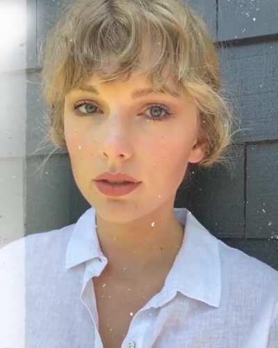 Taylor Swift’s beautiful face