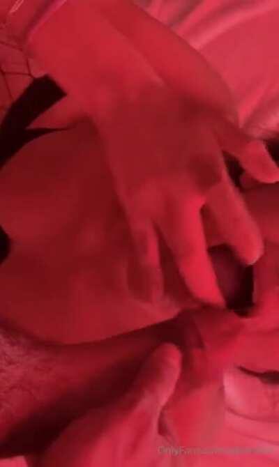 Shout out to the dude who told me about ADM no more screen recordings. I'll keep posting more vids from her onlyfans.