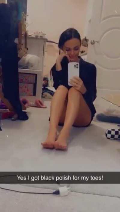 One of the best videos of her feet