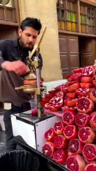 Pomegranate juice in Baghdad.