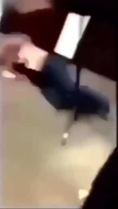 Guy headkicks the FUCK out of teacher