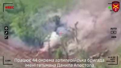 155mm M777 from the 44th Artillery Brigade (44 OABr) &quot;smoke out&quot; the positions of the Russians. Unknown location