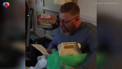 Dad receives a present from the recipient of his son's heart