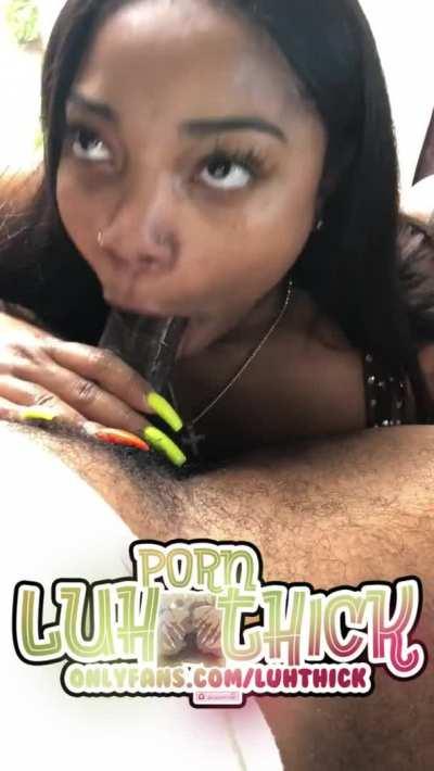 &quot;Hiding that dick in the throat&quot;...🧟‍♀️🧟‍♀️ Full video + 30 Gb Throat collection in comments 👌🏾👇🏾