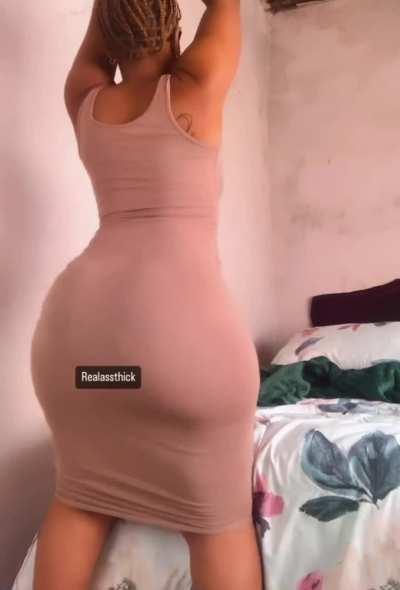 Dress twerk colour