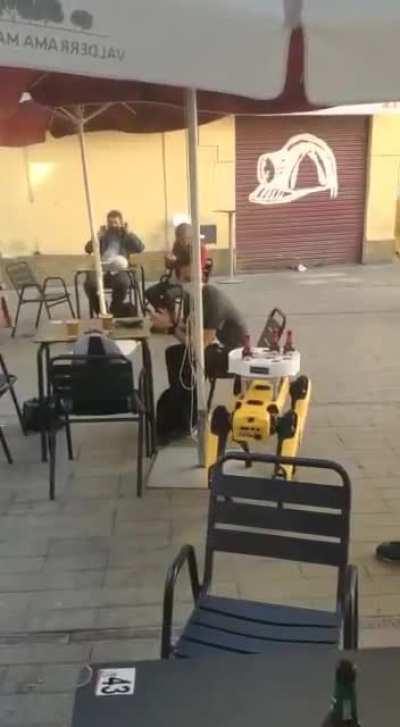 A Boston Dynamics robot serving beers in Seville