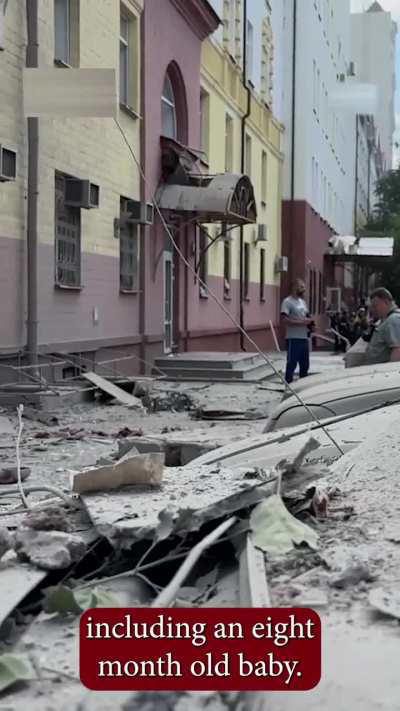 Russia strikes health center in Kharkiv: wounded civilians and destroyed homes
Опис: In Kharkiv, the Russians fired an Iskander missile at the central part of the city. The target of a russian attack became a health center with dozens of patients and doct