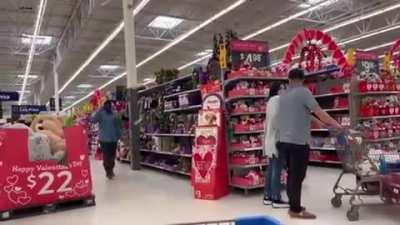 walmart shoppers