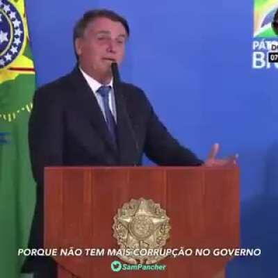 &quot;Acabei com a lava-jato porque não existe mais corrupção no governo&quot; (Bolsonarista, passe seu pano aqui)