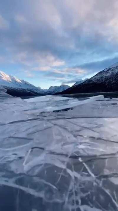 🔥 Lake beginning to freeze