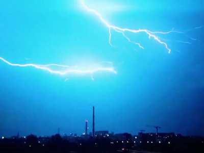 Piękna burza nad Wrocławiem ⚡⚡