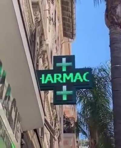 What kind of drug's is this Pharmacy Selling