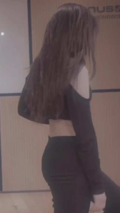 Elris HYESEONG AKA Yeonje - Best Body in Kpop - Best Ass in kpop - Asian