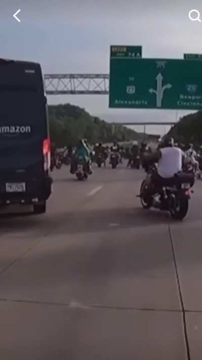 WCGW blocking the freeway