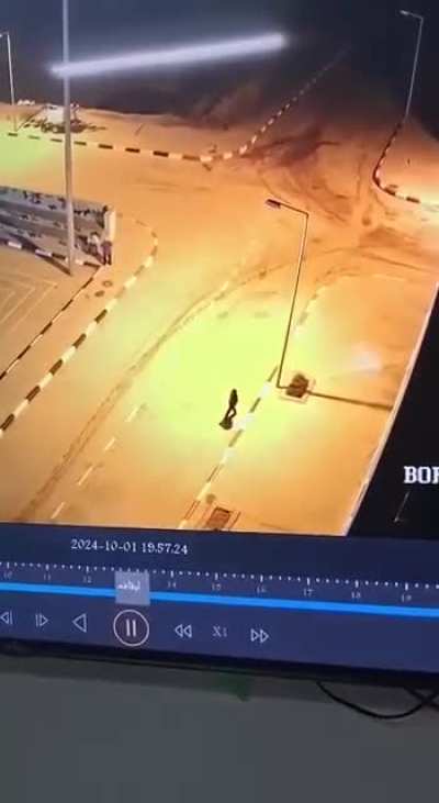 The moment an Iranian rocket fell on a pedestrian