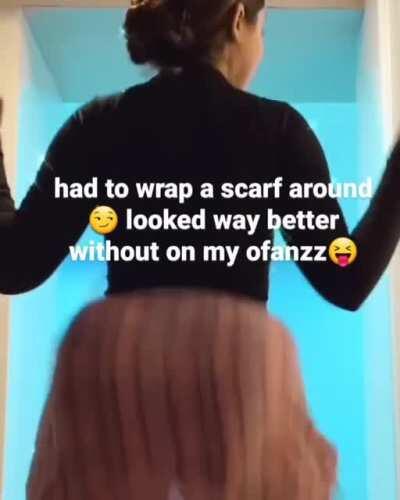 Ass clapping