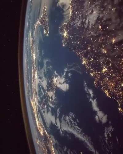 La Tierra vista desde la estación espacial internacional