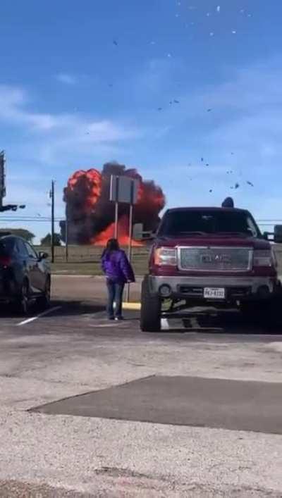 Two planes just collided at a Dallas airshow