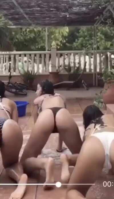 Bikini Latinas