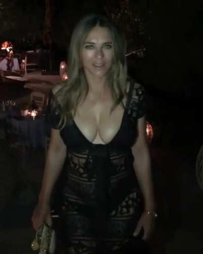 Elizabeth Hurley 