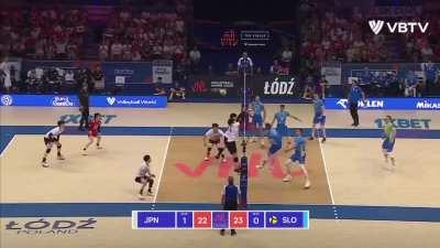 [Volleyball] Incredible rally - VNL 2024