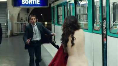 Sara Forestier nude in train station