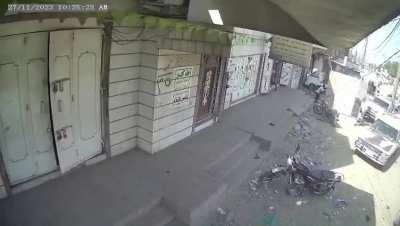 CCTV footage of a gun battle in Yemen