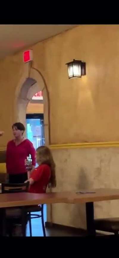 Karen won’t leave the restaurant after being asked to leave