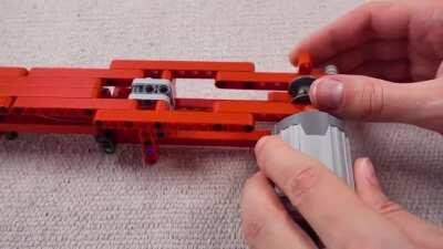 Building a lego tank