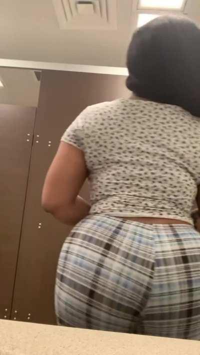 can you fuck me after class ?