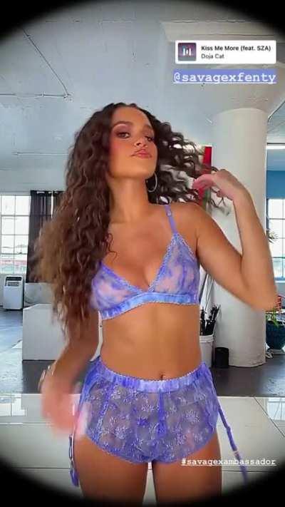 Madison Pettis SavageX (Apr. 21)