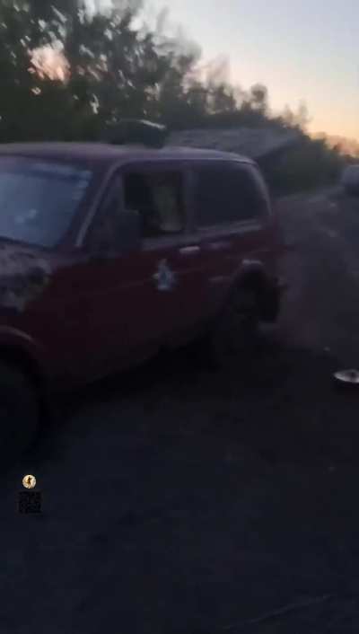 Russian decoy car position intended to ambush Ukrainian heavy drones, they put a trench candle inside to mimic engine warmth and three directional mines around the car (MON-90 on top and 2x MON-100 on the ground left and right)